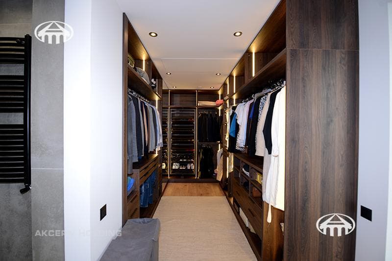 Mansion · 5 rooms · 535 m² · Vahagni