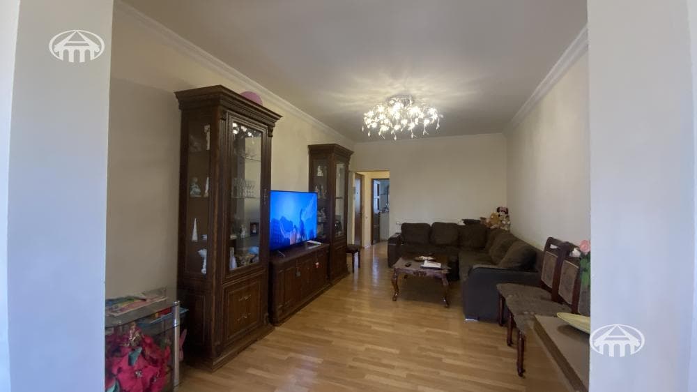 Բնակարան · 2 սեն. · 60 մ² · Աջափնյակ