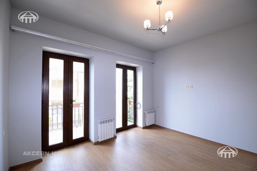 Mansion · 4 rooms · 300 m² · Nork-Marash — photo 19 / 34