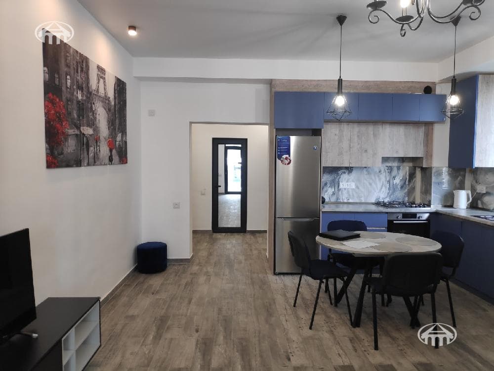 Apartment · 3 rooms · 74 m² · Kanaker-Zeytun