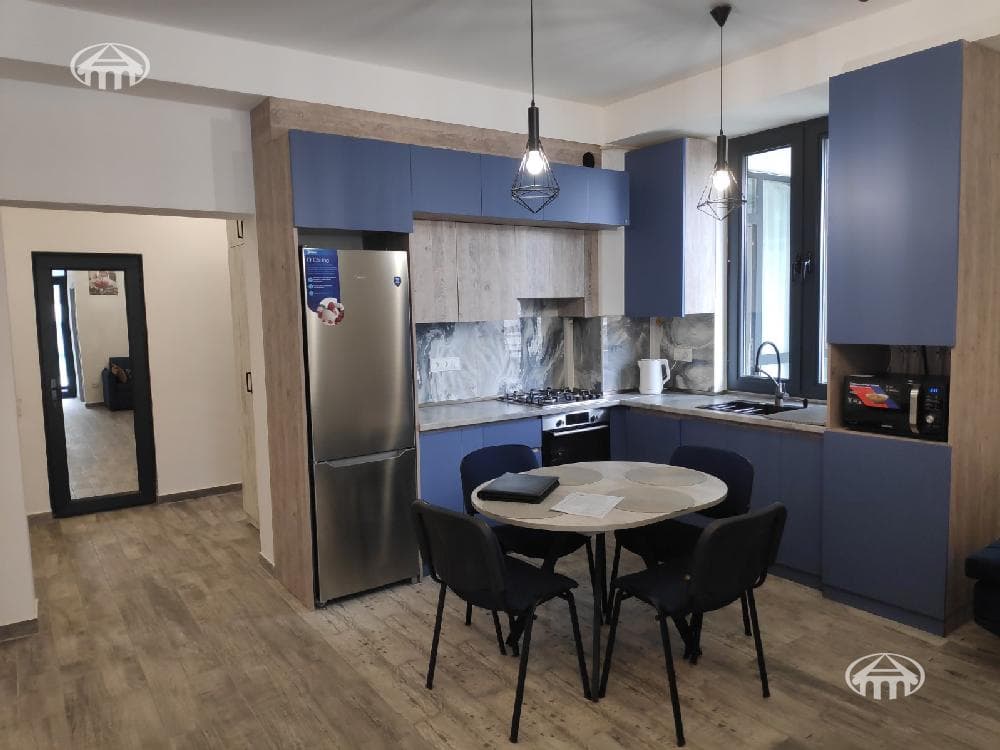 Apartment · 3 rooms · 74 m² · Kanaker-Zeytun