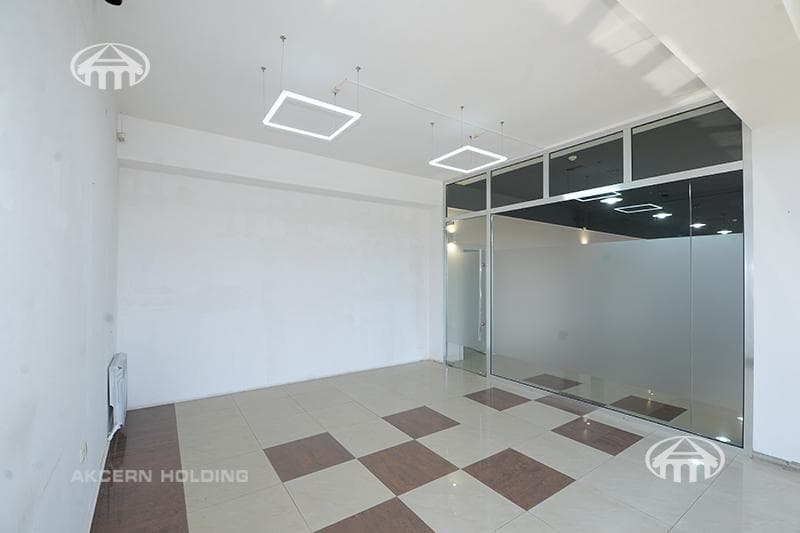 Магазин · 550 м² · Аджапняк
