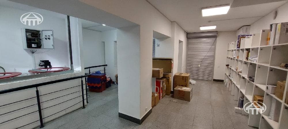 Retail · 168 m² · Kentron