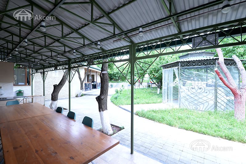 Mansion · 9 rooms · 600 m² · Balahovit
