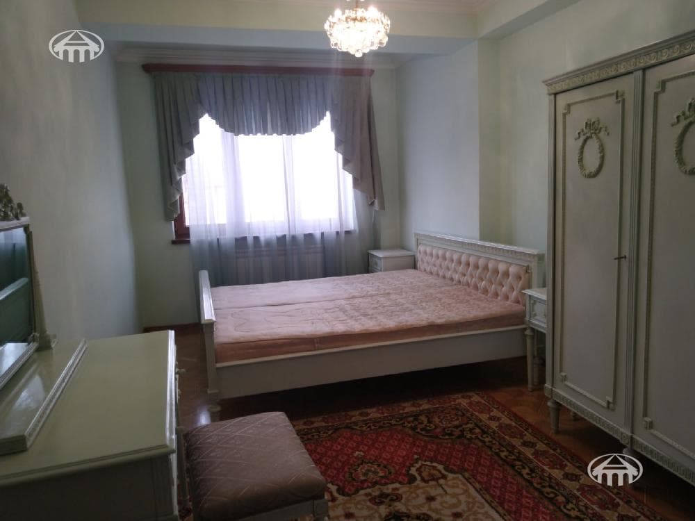 Apartment · 3 rooms · 98 m² · Arabkir