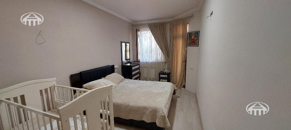 Дом · 6 комн. · 340 м² · Канакер-Зейтун