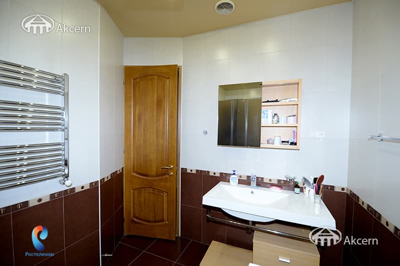 House · 6 rooms · 280 m² · Arabkir