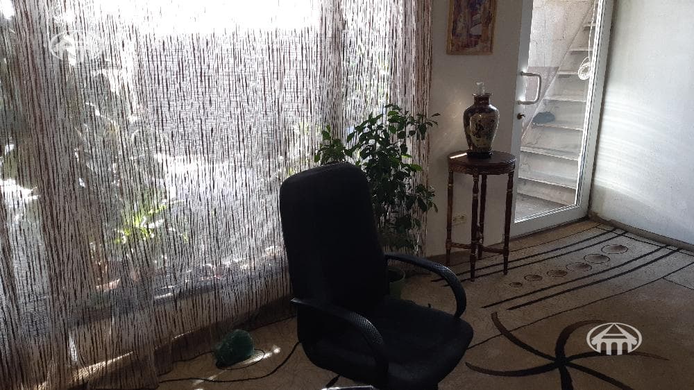 Квартира · 2 комн. · 120 м² · Арабкир