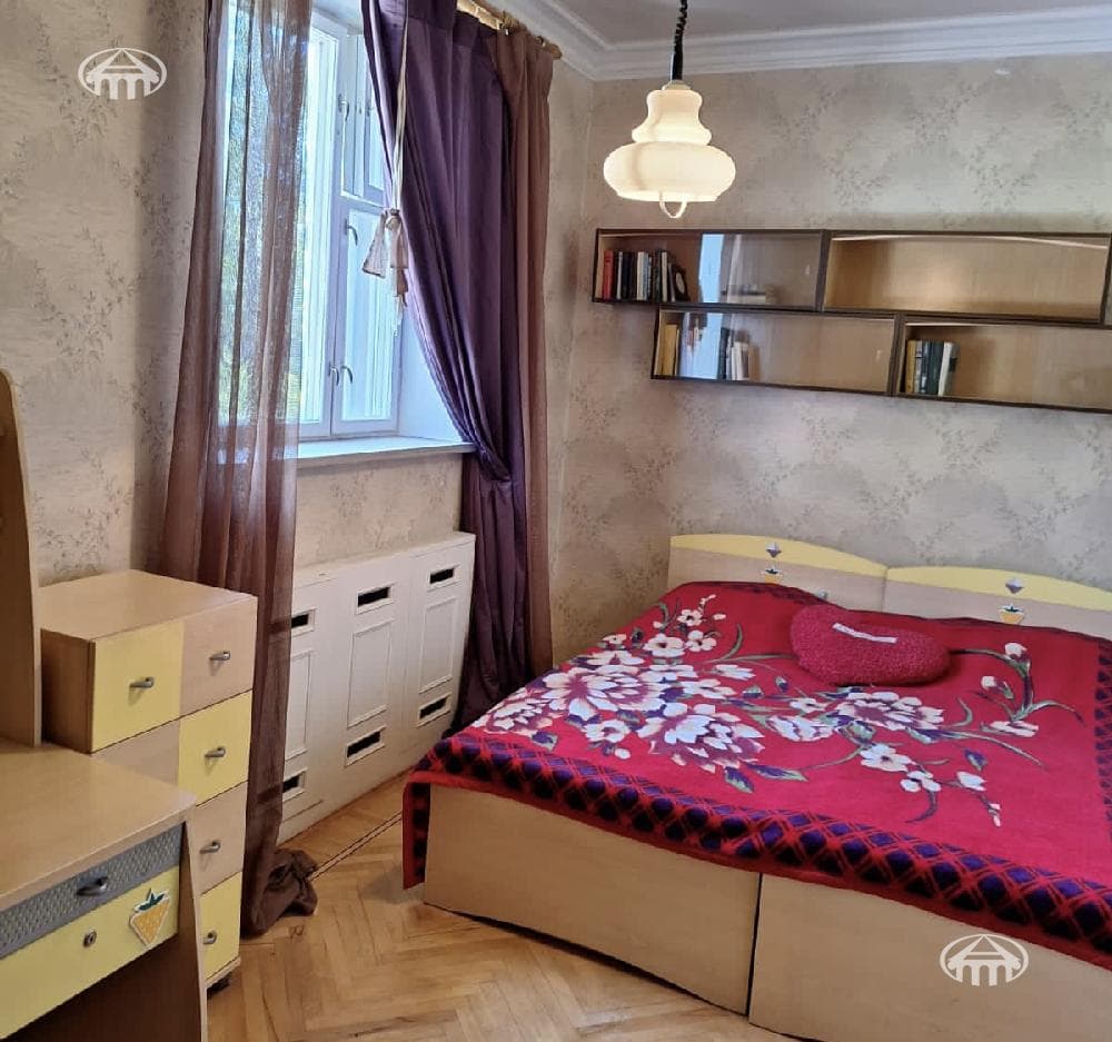 House · 6 rooms · 173 m² · Saghmosavan