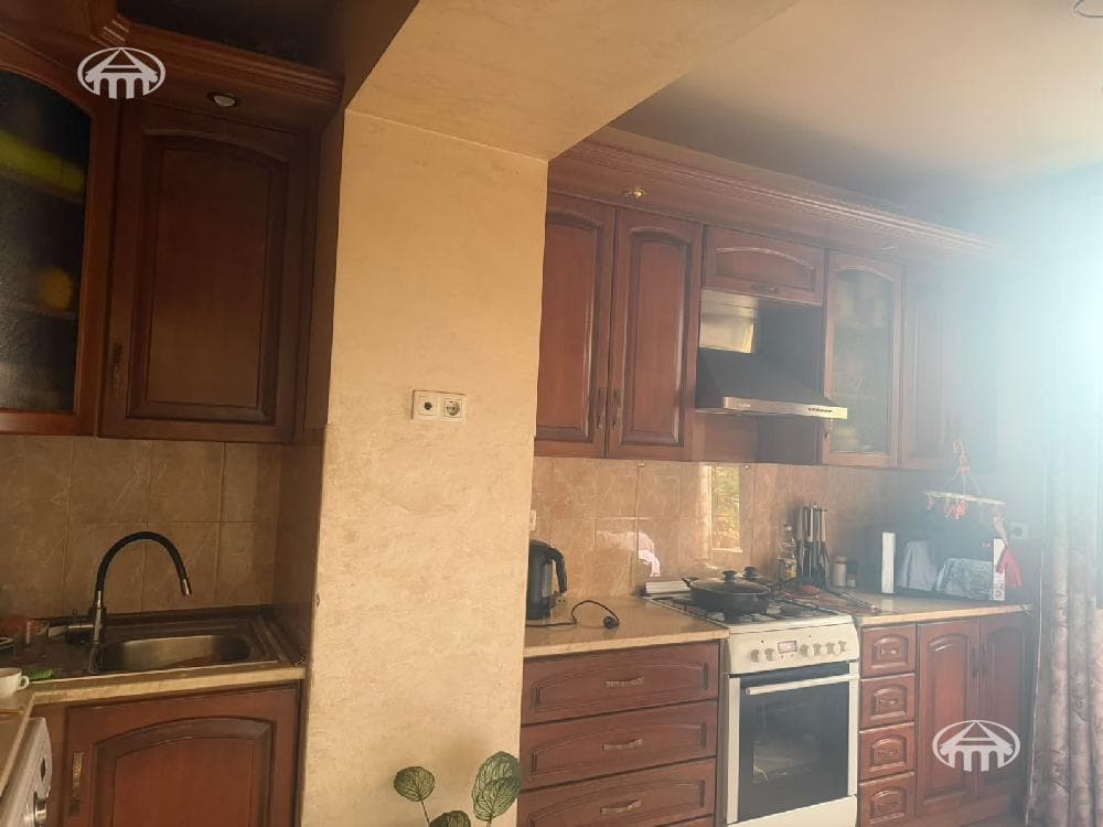 Apartment · 4 rooms · 99 m² · Kentron
