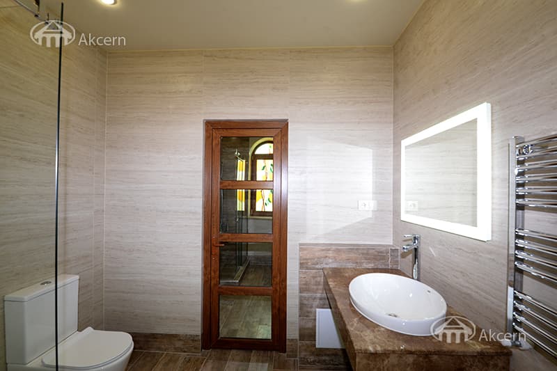 Mansion · 3 rooms · 250 m² · Djrvej