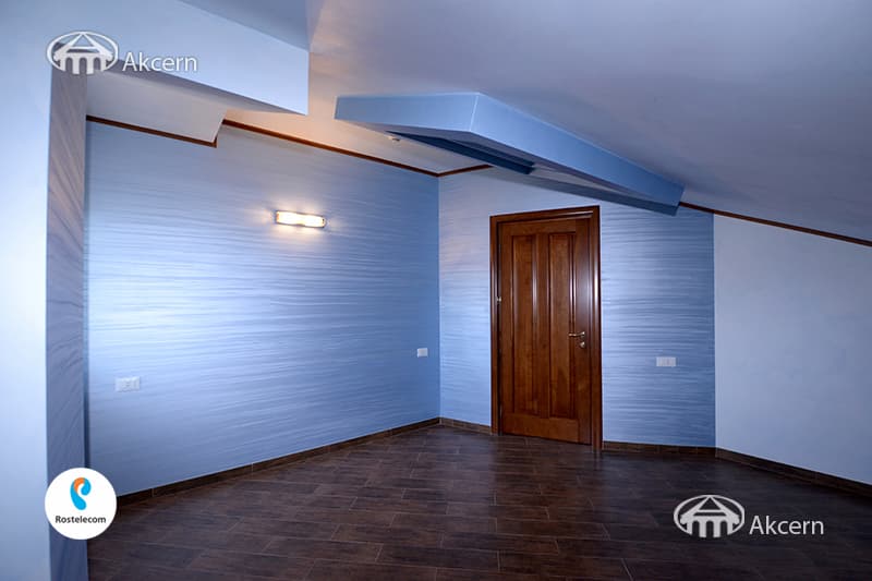 Mansion · 7 rooms · 729 m² · v. Arinj