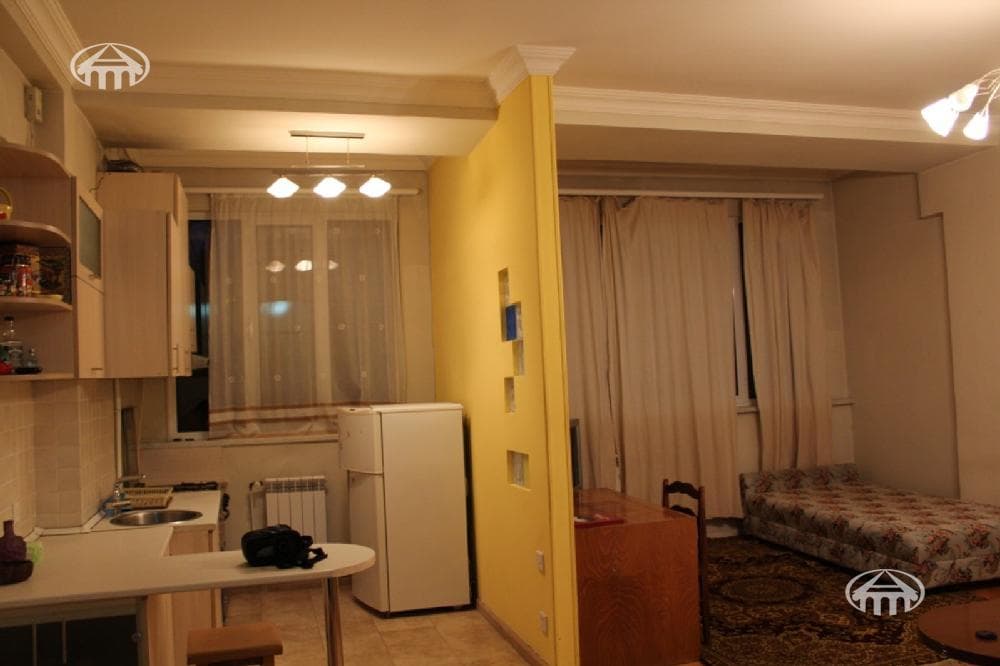 Apartment · 1 rooms · 43 m² · Kentron