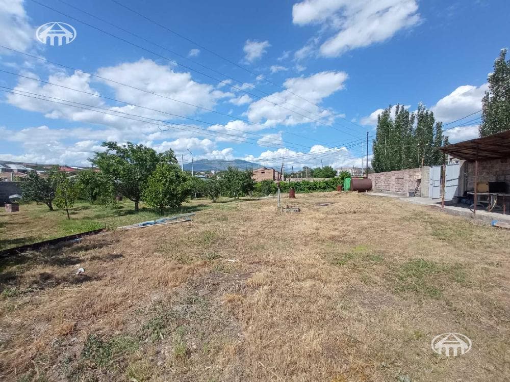 Հողատարածք · 1034 մ² · գ. Մուղնի
