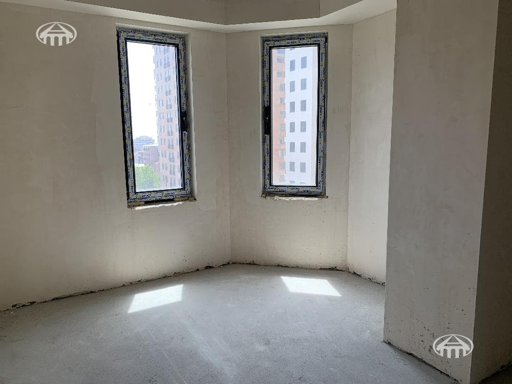 Квартира · 3 комн. · 91 м² · Арабкир