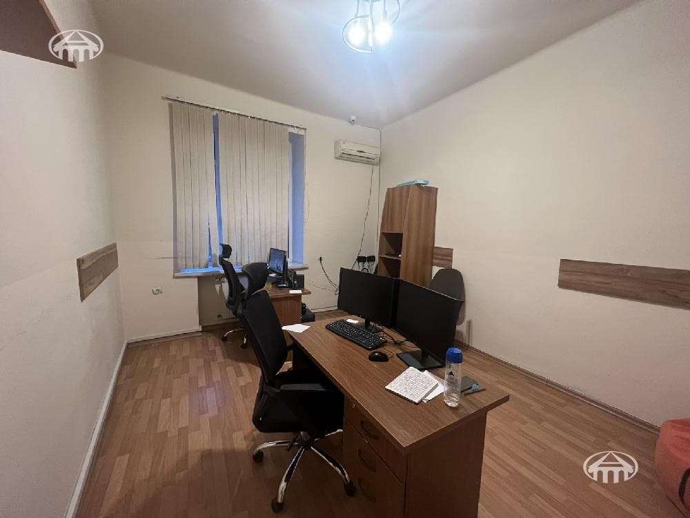 Офис · 200 м² · Арабкир