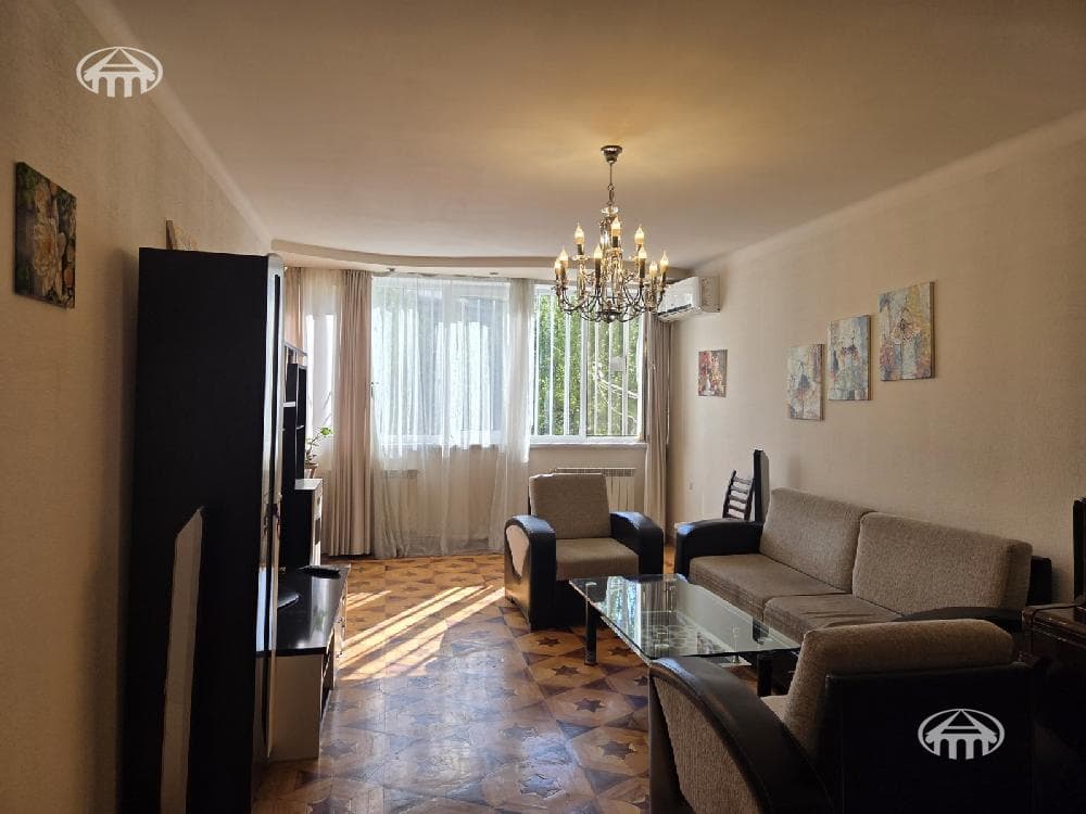 Apartment · 4 rooms · 106 m² · Kentron