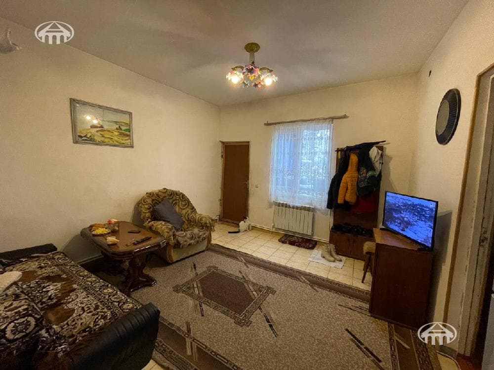 Дом · 9 комн. · 300 м² · Норк-Мараш