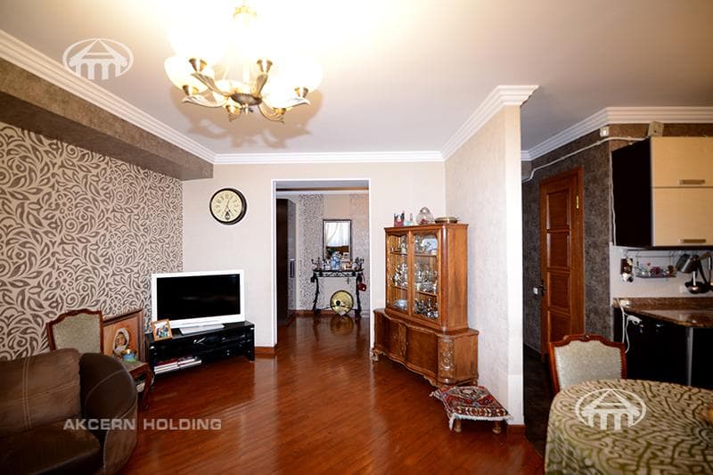Квартира · 4 комн. · 114 м² · Кентрон