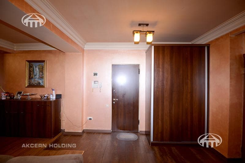 Квартира · 3 комн. · 96 м² · Арабкир