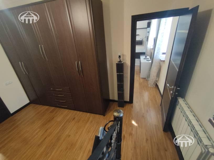 House · 3 rooms · 110 m² · Arabkir