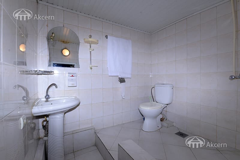 Hotel · 218 m² · Arabkir