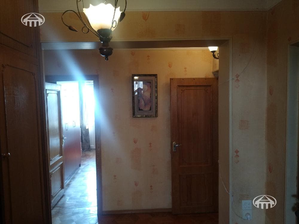 Квартира · 4 комн. · 112 м² · Давташен