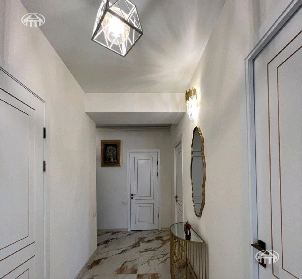 Apartment · 3 rooms · 96 m² · Arabkir