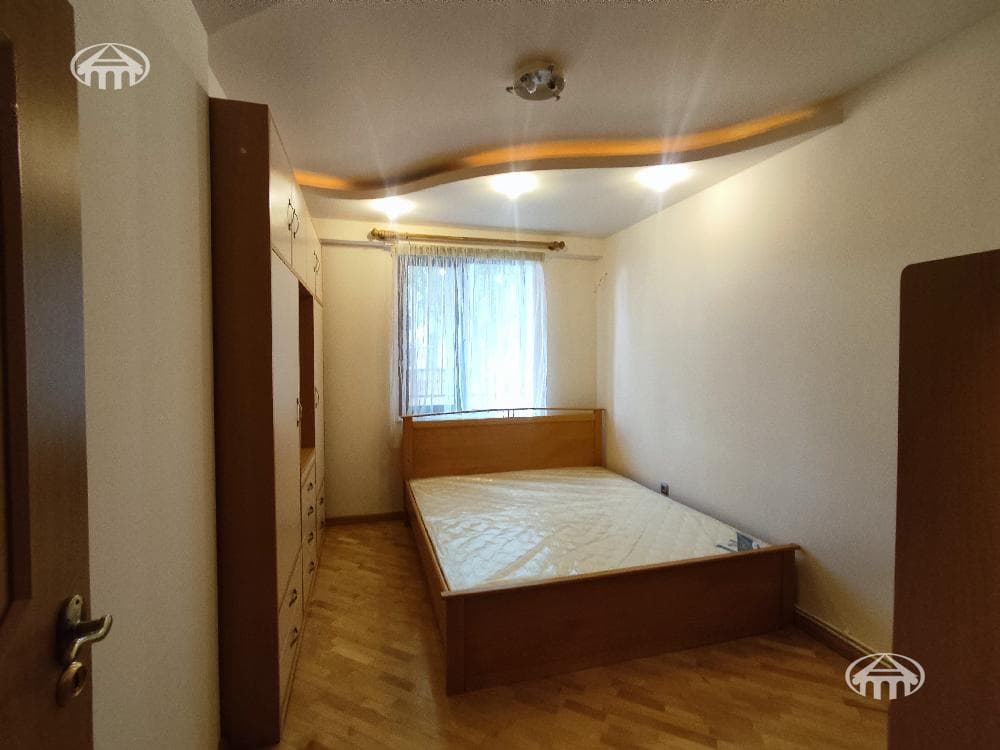 Квартира · 3 комн. · 90 м² · Арабкир