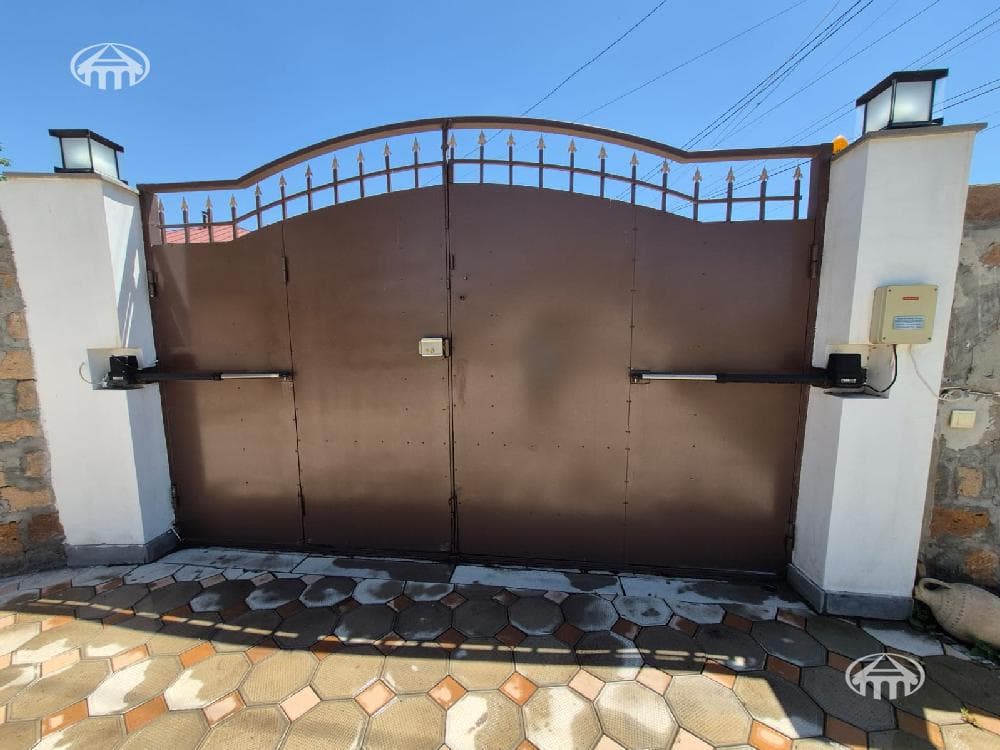 Mansion · 4 rooms · 111 m² · Ashtarak