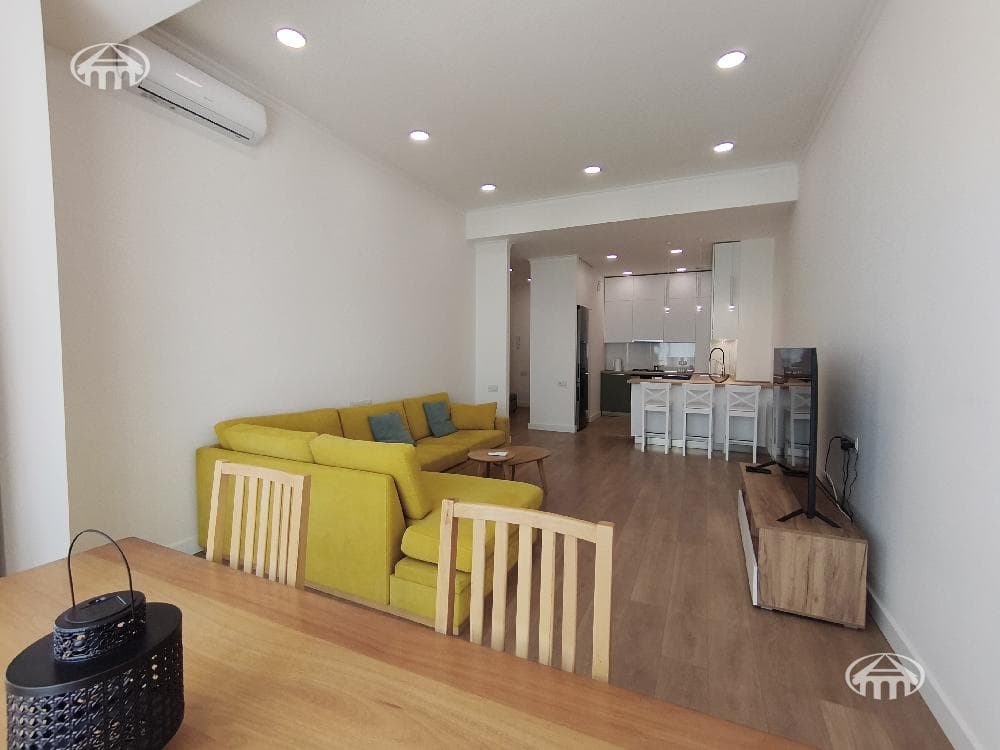 Apartment · 4 rooms · 132 m² · Kanaker-Zeytun