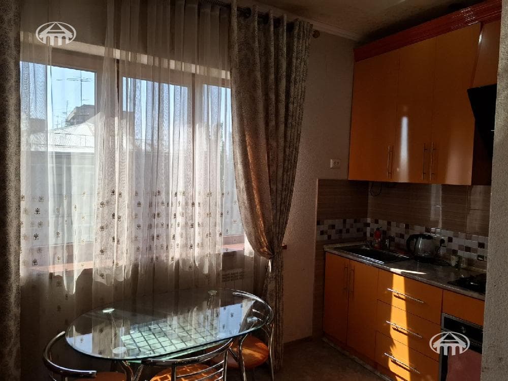 Квартира · 3 комн. · 83 м² · Шенгавит
