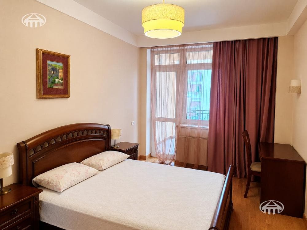 Квартира · 3 комн. · 128 м² · Кентрон
