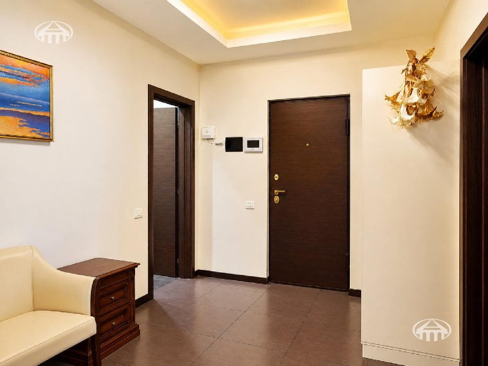 Квартира · 3 комн. · 128 м² · Кентрон