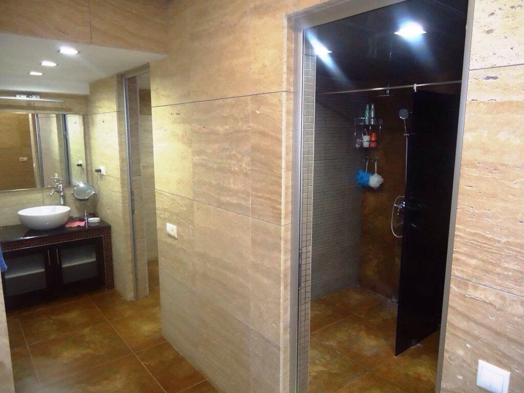 Mansion · 5 rooms · 1,014 m² · Vahagni