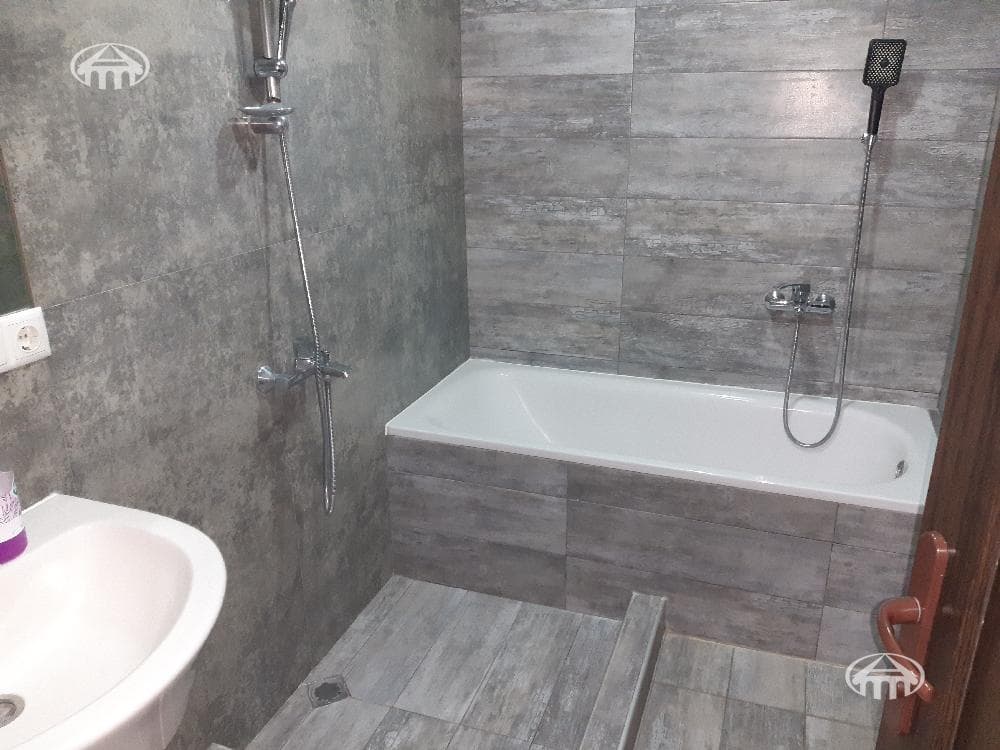 Квартира · 3 комн. · 86 м² · Арабкир