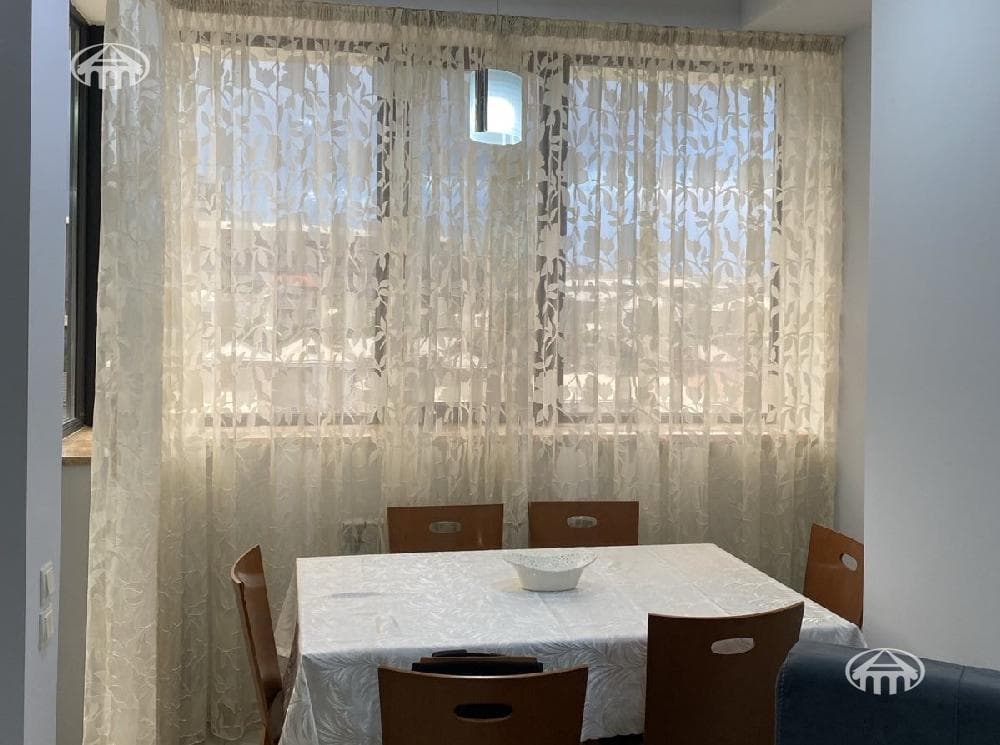 Квартира · 3 комн. · 105 м² · Арабкир