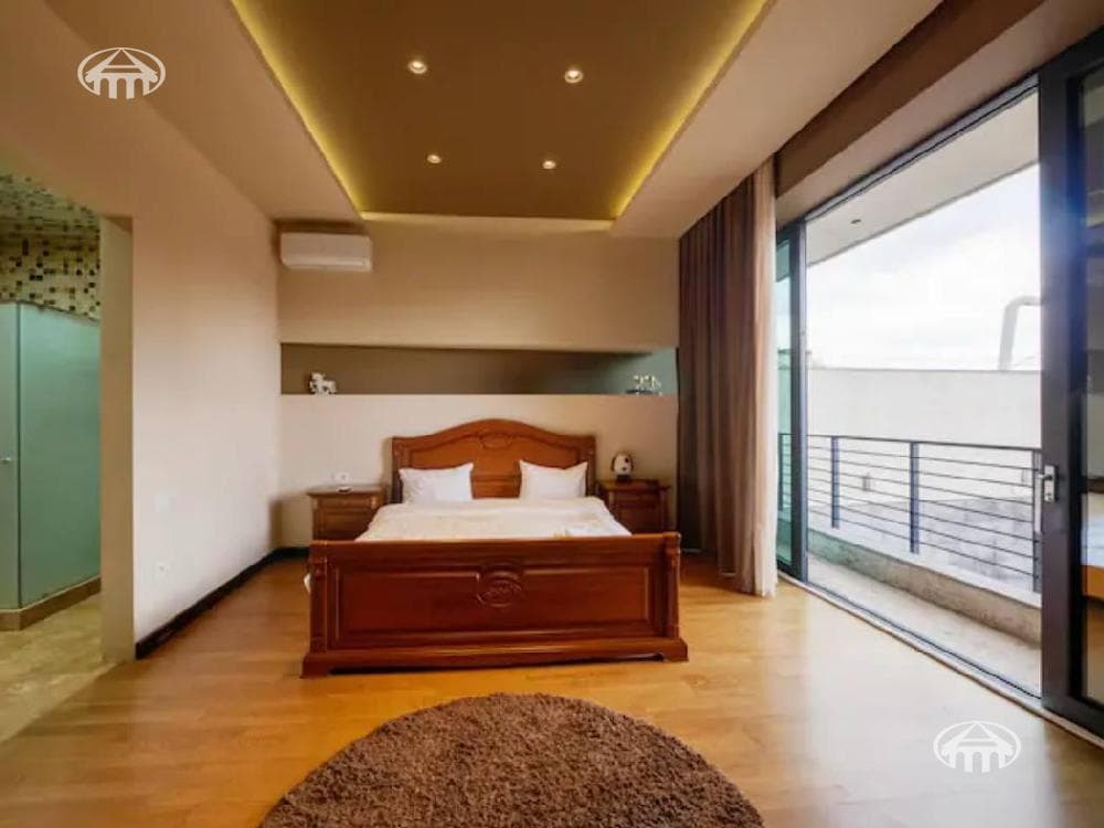 Mansion · 6 rooms · 500 m² · Kanaker-Zeytun