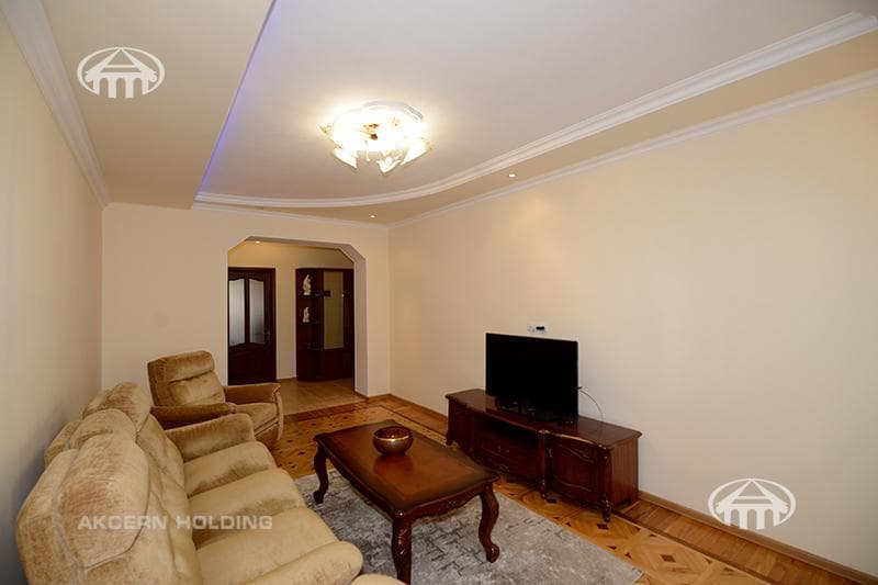 Квартира · 3 комн. · 100 м² · Кентрон
