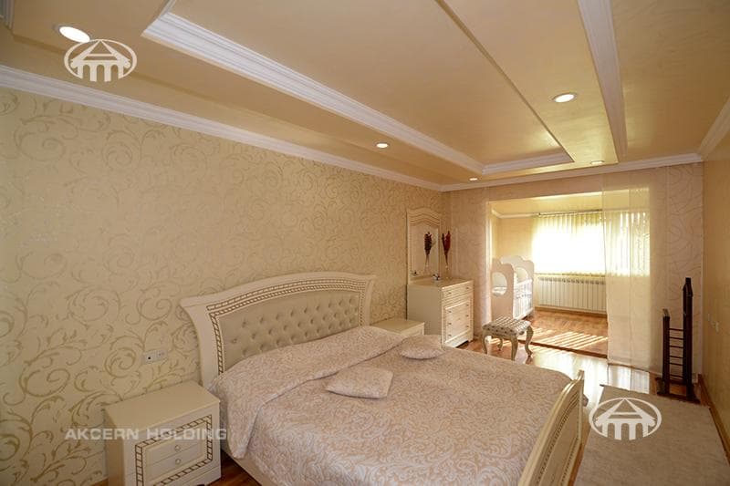 Apartment · 5 rooms · 193 m² · Arabkir