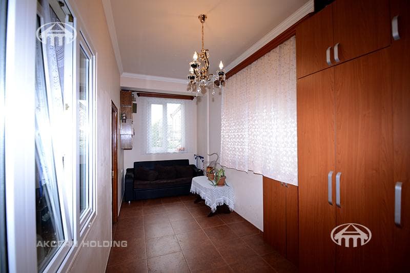 Apartment · 3 rooms · 85 m² · Kentron