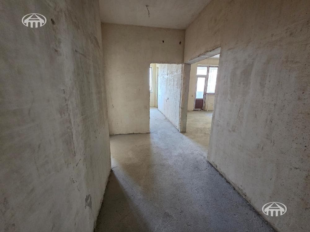 Квартира · 3 комн. · 85 м² · Аджапняк