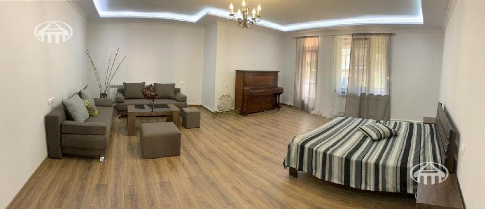 Բնակարան · 4 սեն. · 120 մ² · Կենտրոն
