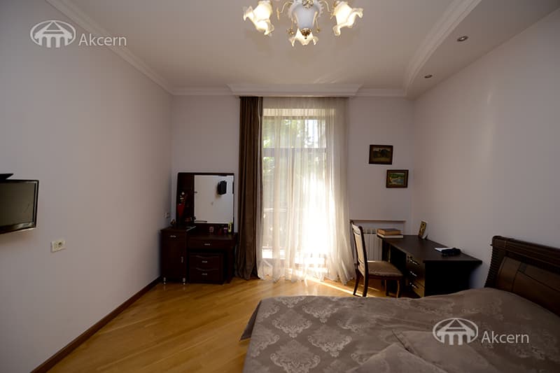 Apartment · 2 rooms · 84 m² · Arabkir — photo 25 / 27