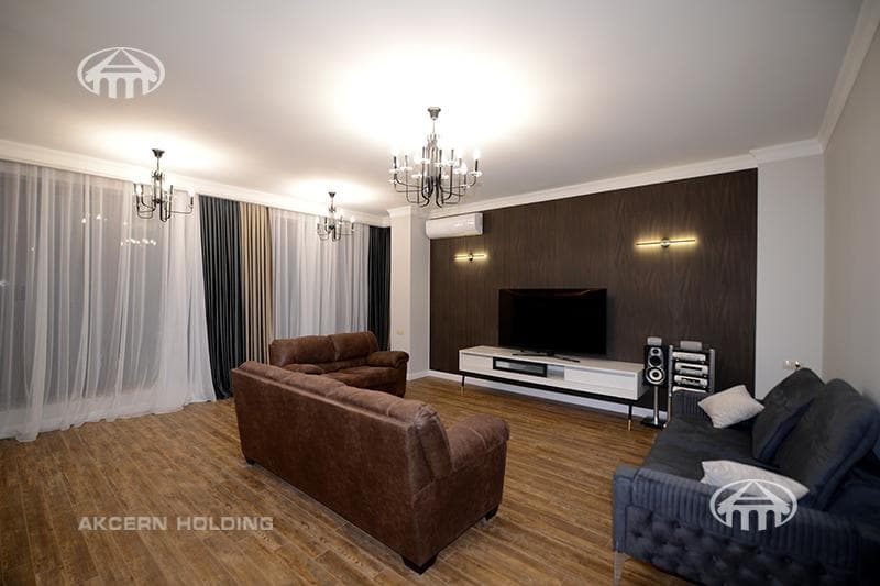 Квартира · 4 комн. · 151 м² · Кентрон