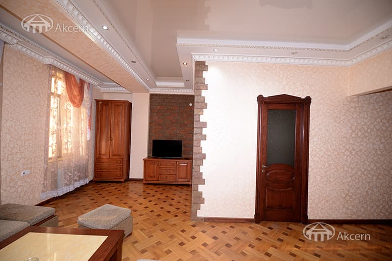 Apartment · 2 rooms · 55 m² · Kentron
