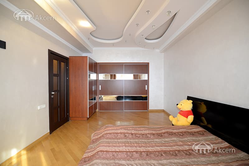 Квартира · 5 комн. · 200 м² · Кентрон — фото 31 из 41