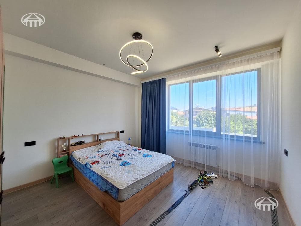 Особняк · 5 комн. · 380 м² · Ариндж