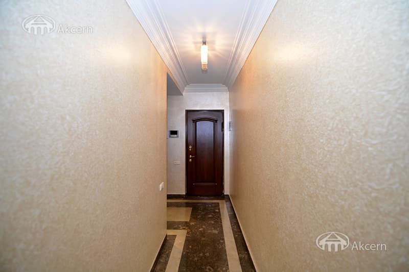 Квартира · 4 комн. · 173 м² · Кентрон
