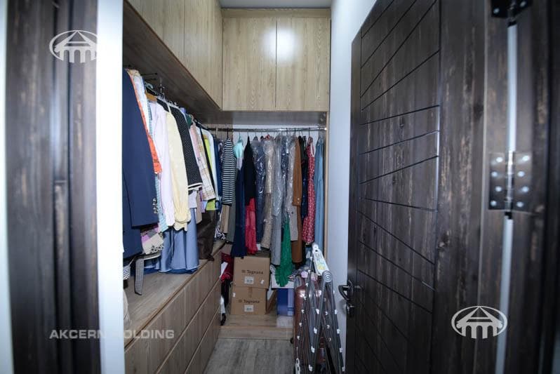 Особняк · 5 комн. · 380 м² · Аван